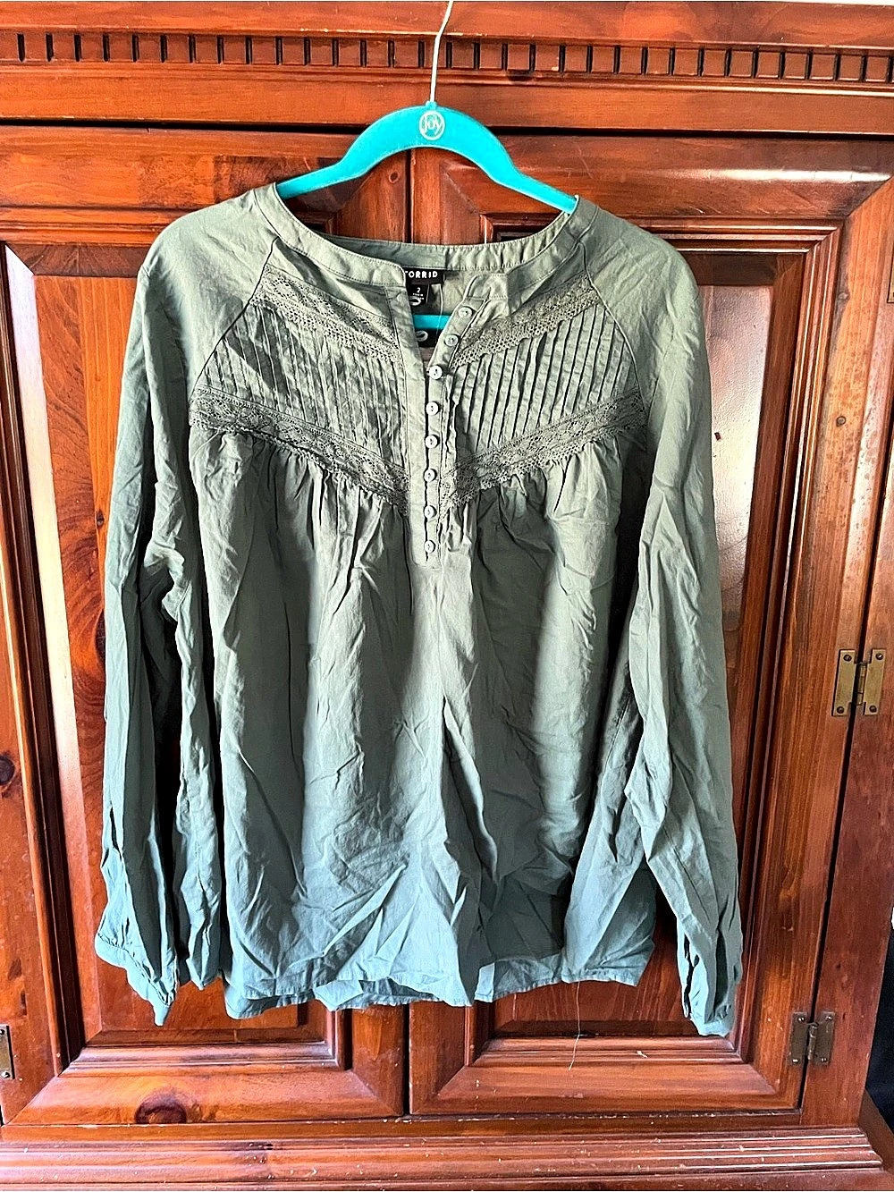 Torrid Relaxed Cotton Voile Long Sleeve Blouse Green 2X